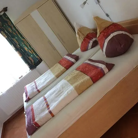 Pensionat Biro Vendeghaz Cserszegtomaj